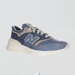 New Balance unisex 997R sneakers